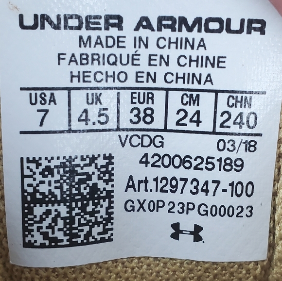 Under Armour Shoes Under Armour Highlight Lacrosse Cleats 297347 10 White Gold Womens Poshmark